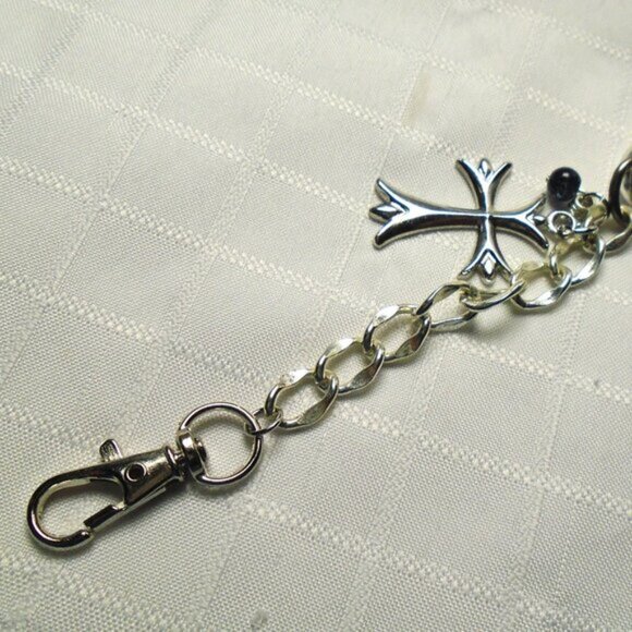 No.273. Handmade keyring with a ring and a carabiner clip  Please feel free to m - Picture 2 of 3